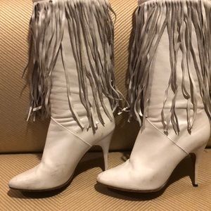 White, vintage leather boots with fringe